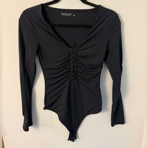 Abercrombie & Fitch bodysuit Long-Sleeve Ruched V-Neck. Size small.